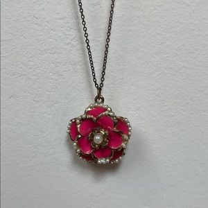 Flower necklace 💍